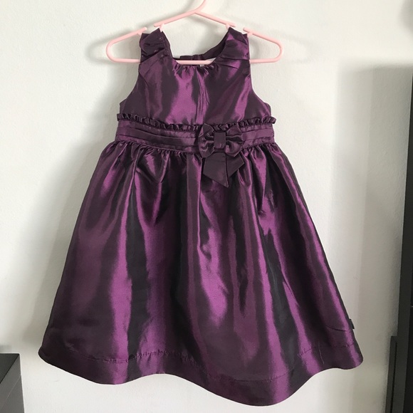 Bundle of festive dresses - Picture 6 of 7