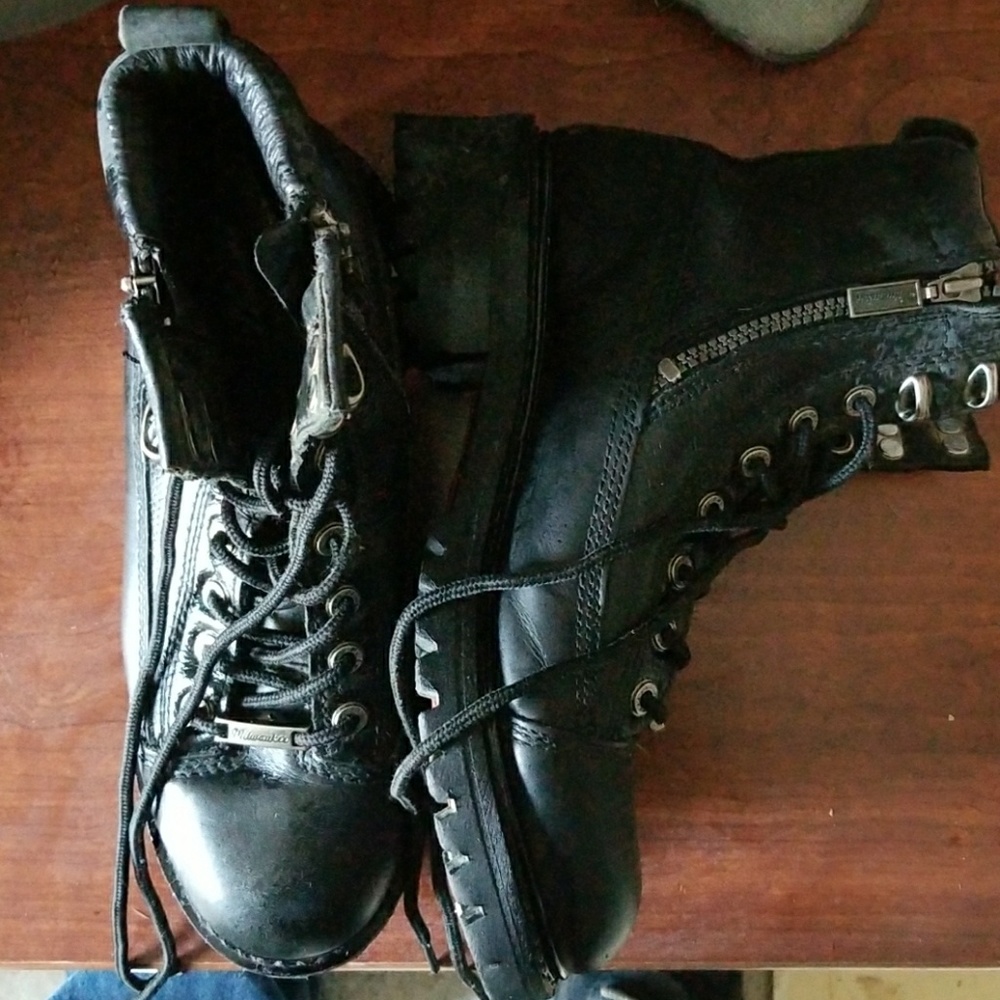Milwaukee  ladies boots