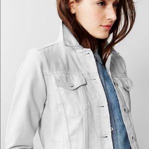 GAP 1969 white denim jacket - L - NWT