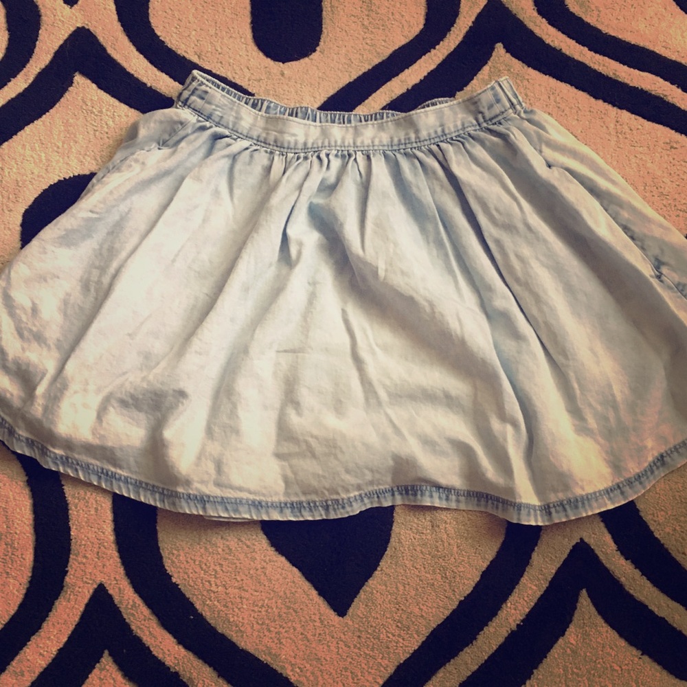 American Eagle Flirty Mini Skirt