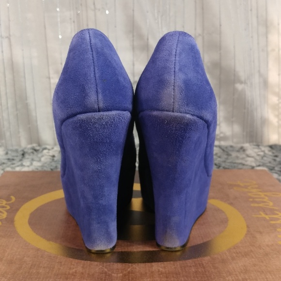Steve Madden Suede Wedges - Picture 4 of 7
