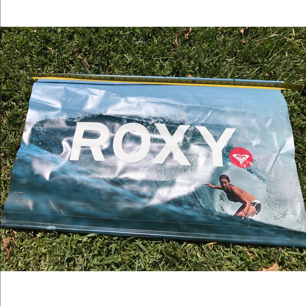 37 x 23 Roxy Wall Mural!
