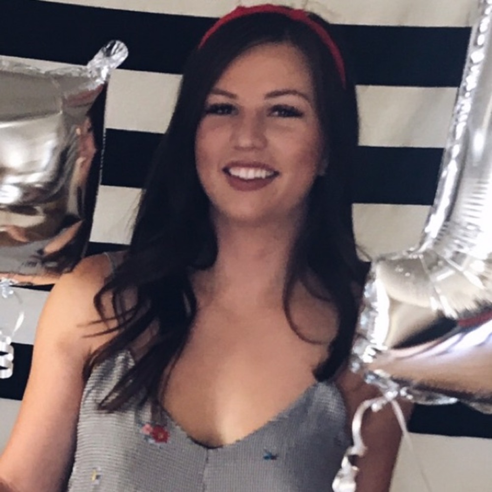 Meet your Posher, Hailey