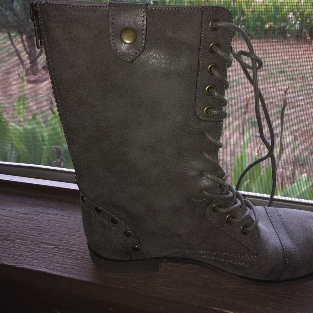Madden girl combat boots