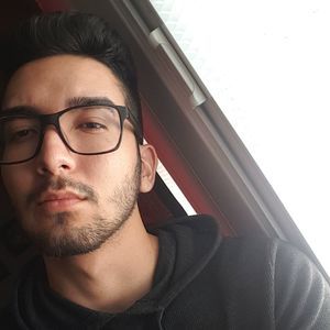 Meet your Posher, Julio