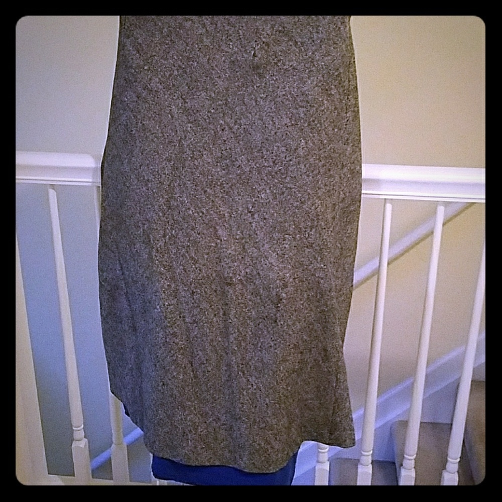Wool skirt with lining