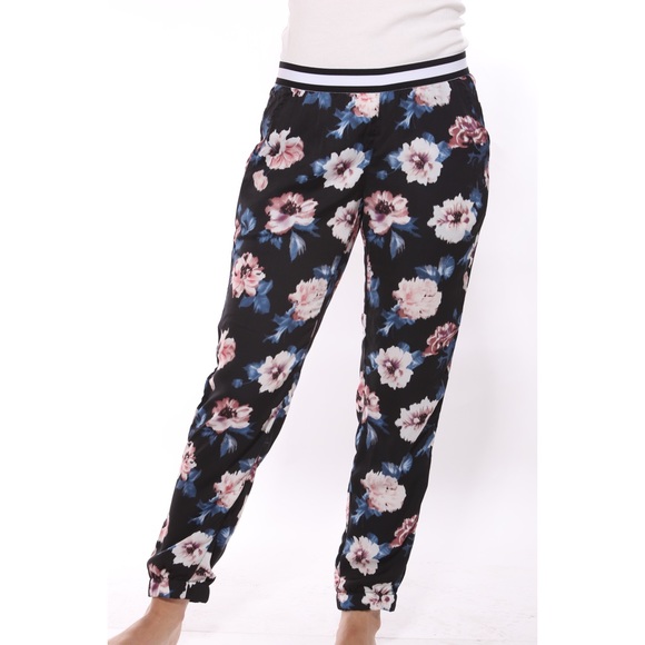 Floral Joggers - Picture 3 of 7