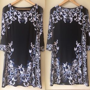 ✨ ON SALE White & Black 2000s Women's Dress ✨