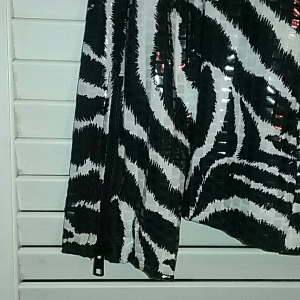 Jacket - Picture 3 of 4