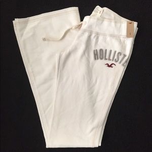NWT Hollister Cream Sweatpants Size S