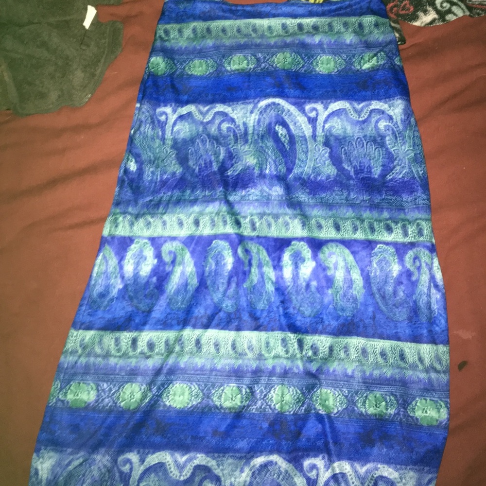 Amy Byer skirt