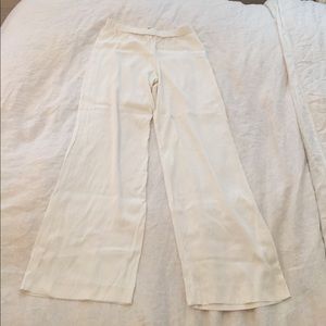 French Connection white wife leg pants in size 8