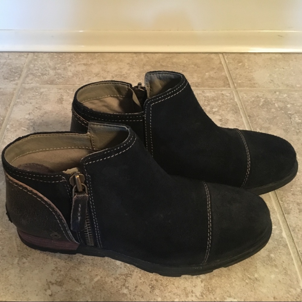 Sorel Low Major 6.5 black Ankle Boot