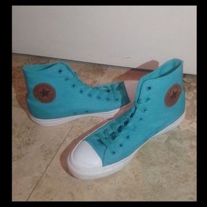 Blue converse