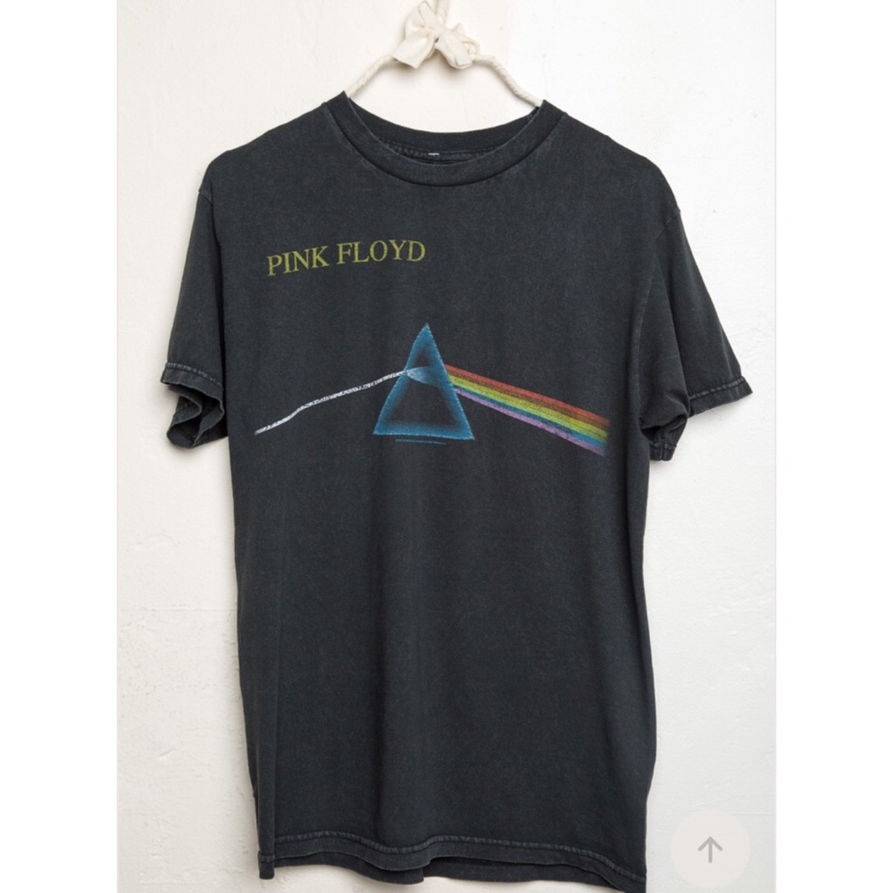 Brandy Melville band tee