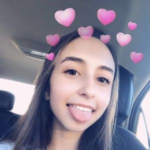 Meet your Posher, Alaina