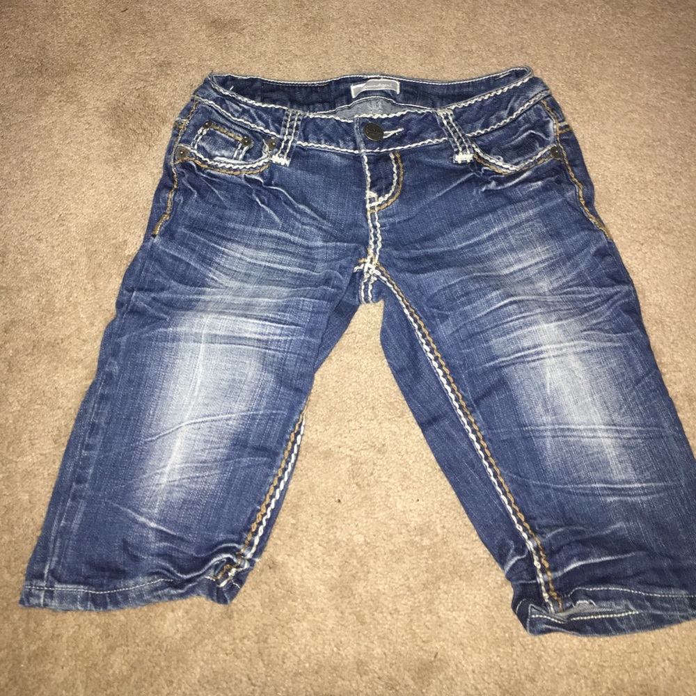 Capris