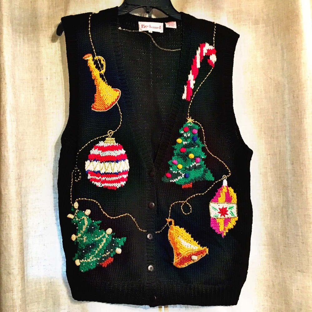 Super cute “Ugly Christmas Sweater” vest 🎄🎅🏼