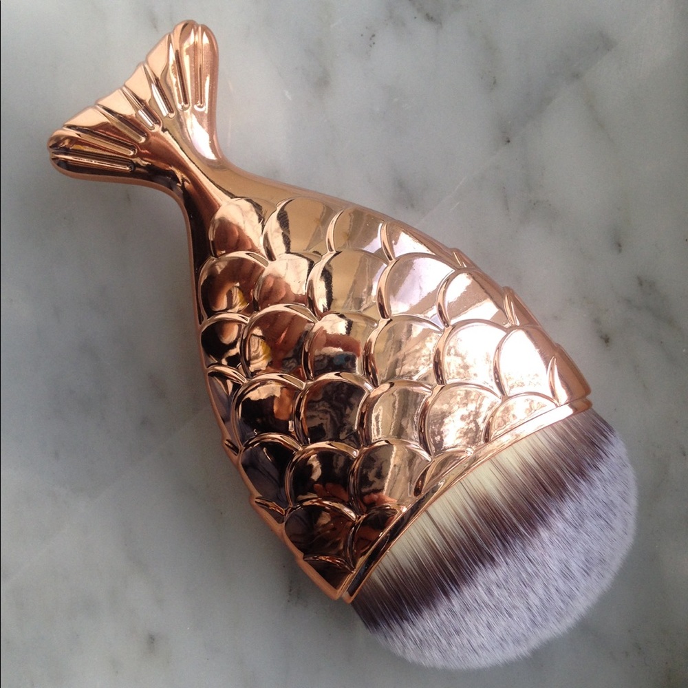 rose gold foundation/contour face makeup brush