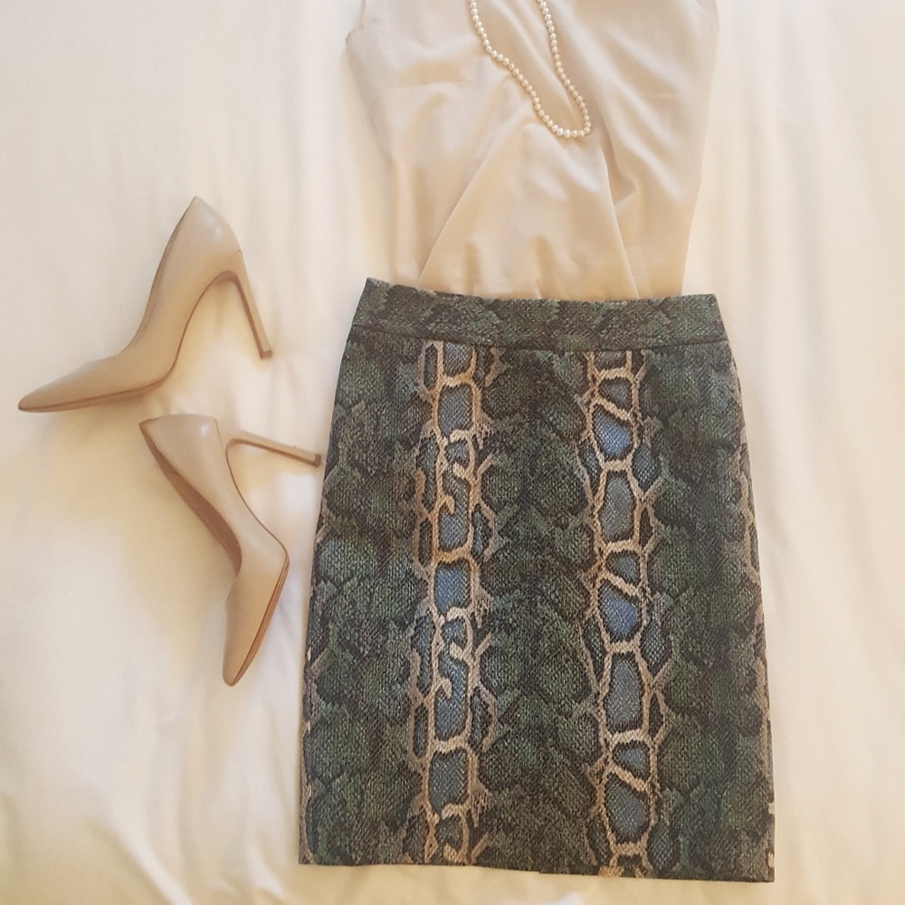 Loft Pencil Skirt