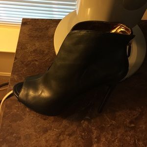 BCBG MAXAZRIA SIZE 10M