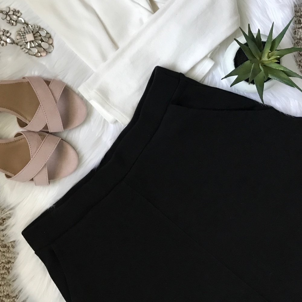 H&M black skirt