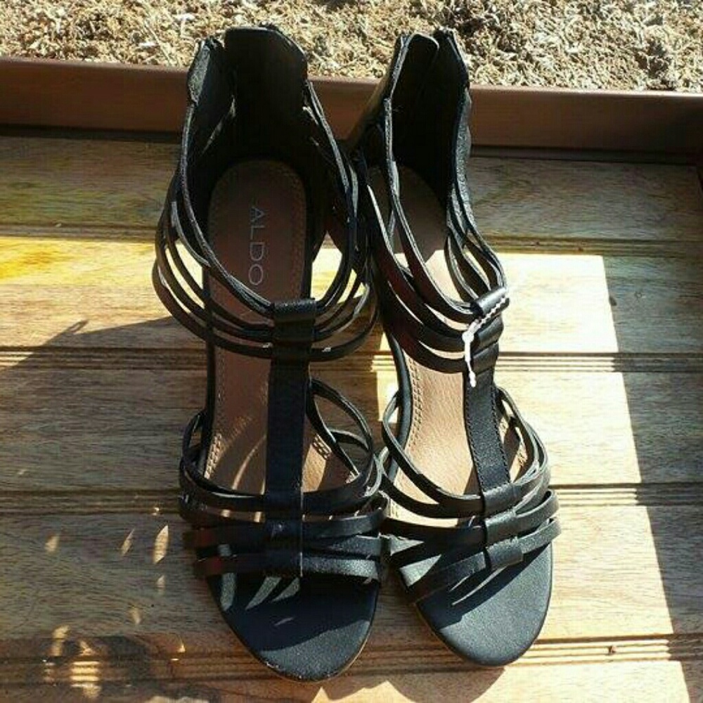 Aldo wedges