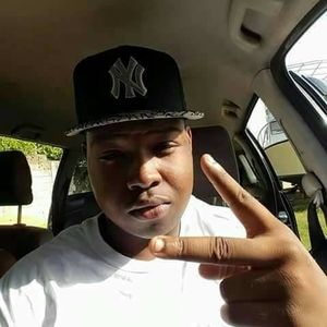 Meet your Posher, Malik