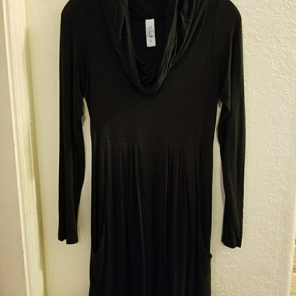 Yala pocket black dress