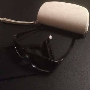 Oakley women's sunglasses