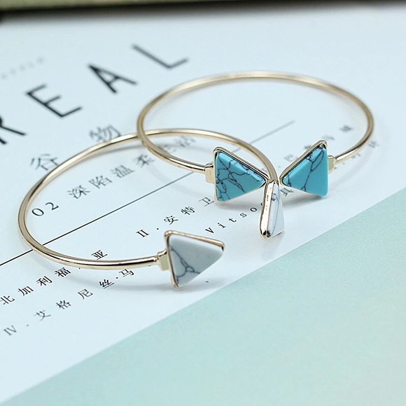 Trendy Turquoise Arrow Cuff Bracelet - Picture 2 of 4