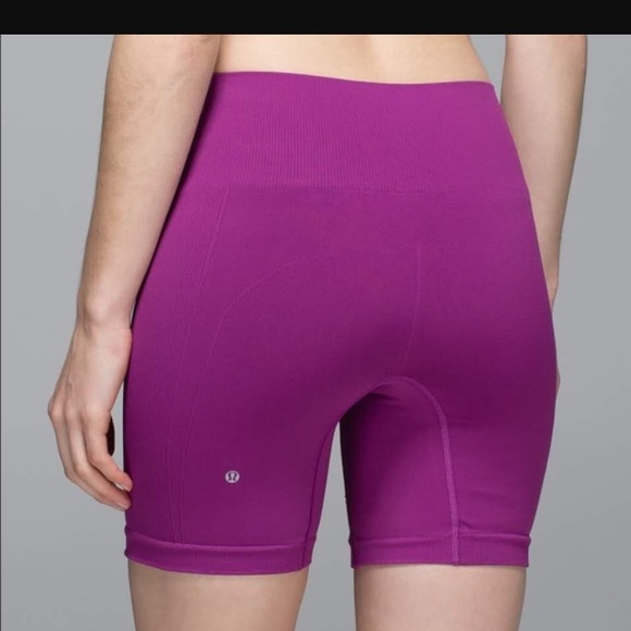 NEW Lululemon Sculpt Short - Picture 4 of 5