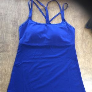 LUCY activewear size small top