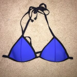 NWOT TRIANGL Bikini Top