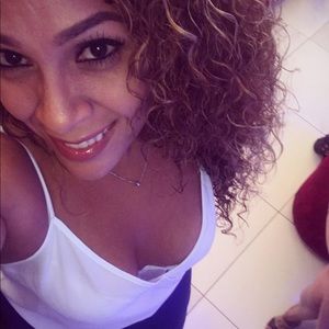 Meet your Posher, Charmaine