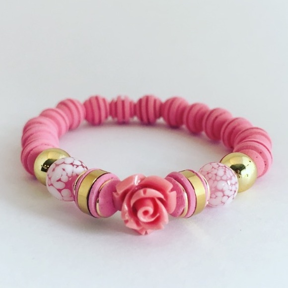 QUEEN | Princess Queen Rose Beaded Bracelet - Picture 7 of 8