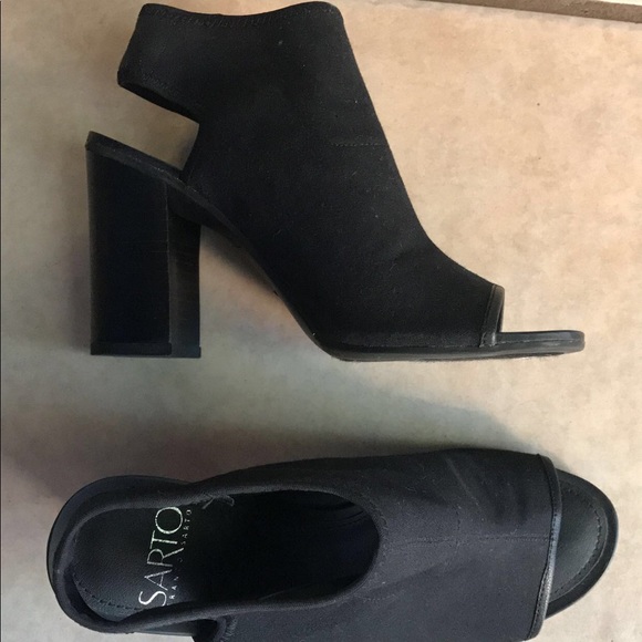 Black Franco Sarto booties/heels - Picture 3 of 4