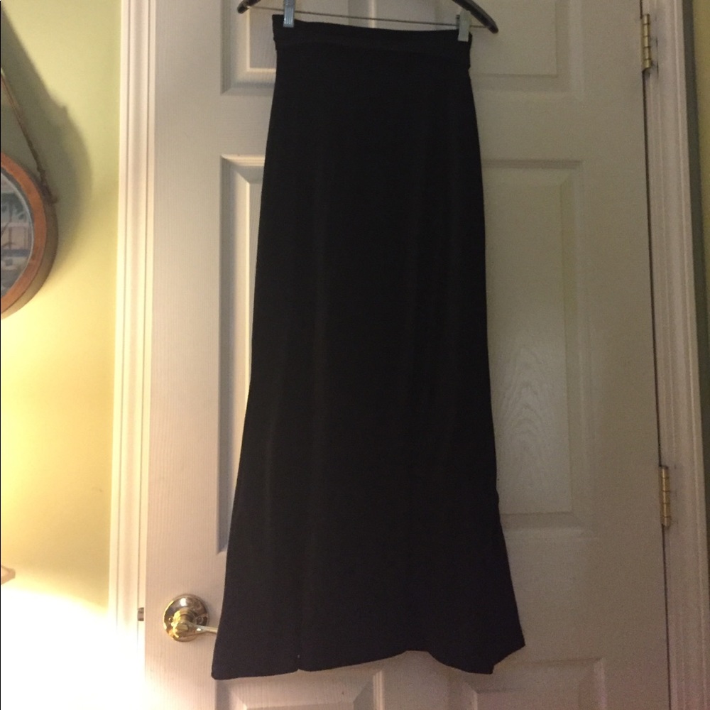 Long black skirt
