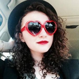 Meet your Posher, Leah