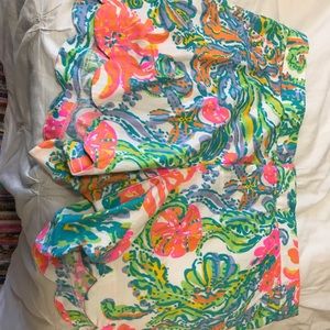 Lilly Pulitzer buttercup shorts