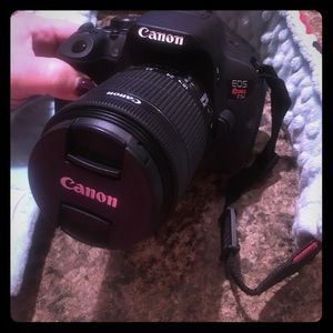 Canon EOS Rebel T5i Digital SLR with 18-55mm STM