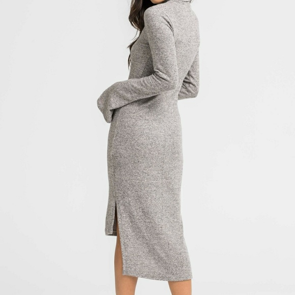 Long bell sleeve dress - Picture 2 of 2