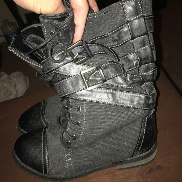 Combat boots - Picture 3 of 5