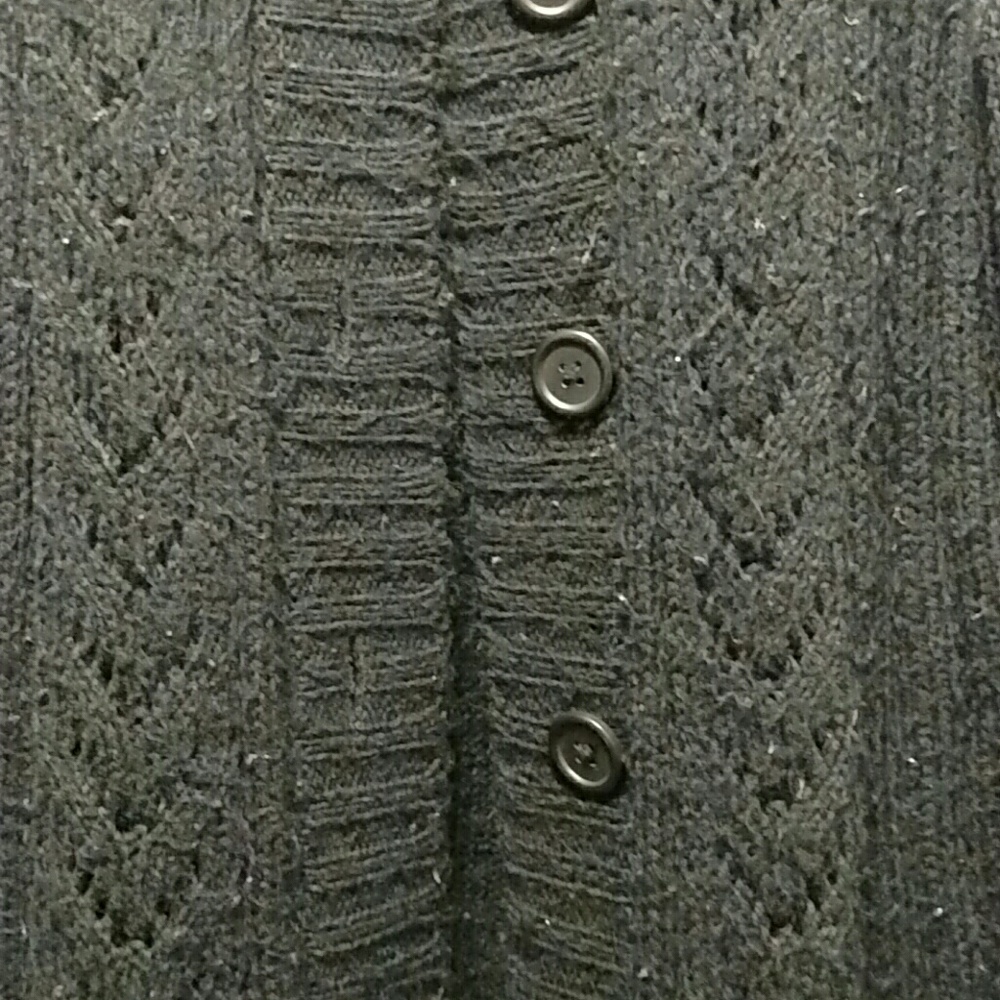 Button down sweater - Picture 2 of 2