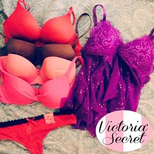 Victoria's Secret bra bundle size •32/34B