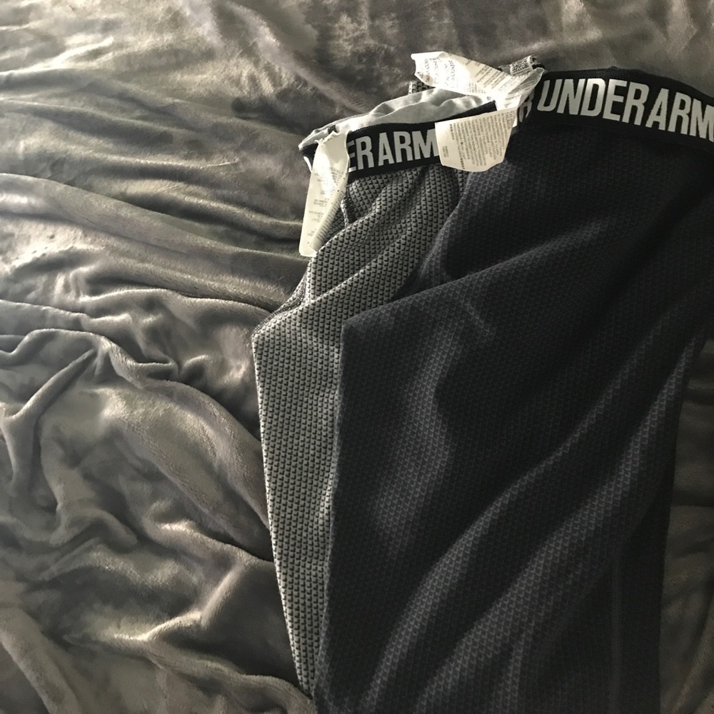 Worn a few times not much of a print on leggings