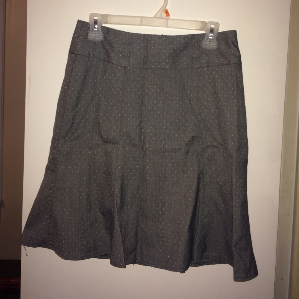 Gray pencil skirt