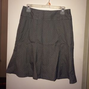 Gray pencil skirt