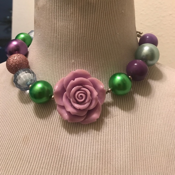 Girls Rose necklace - Picture 7 of 8