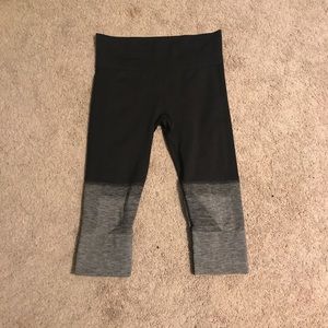 Lululemon seamlessly street Crop